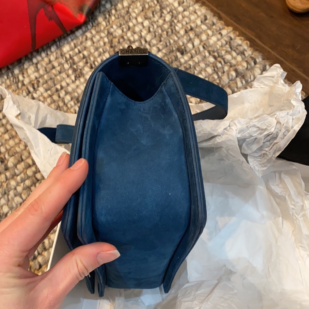 RARE CHANEL BOY BAG - Picture 9 of 11